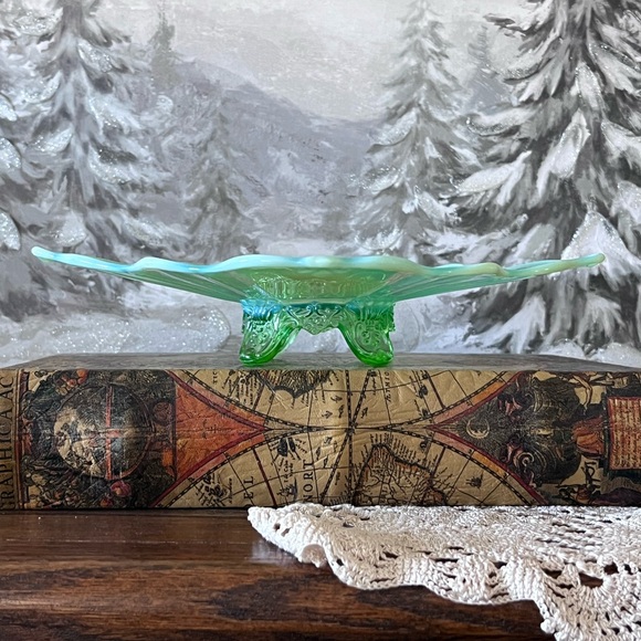 💚Antique Dugan Diamond Green Opalescent Handkerchief Bowl Footed Candy Dish 1909